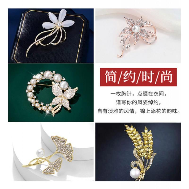 Elegant Floral Brooch Set Women Alloy Flower Rose Silverleaf Pin Collection Luxury Minimalist Accessory Office Wear