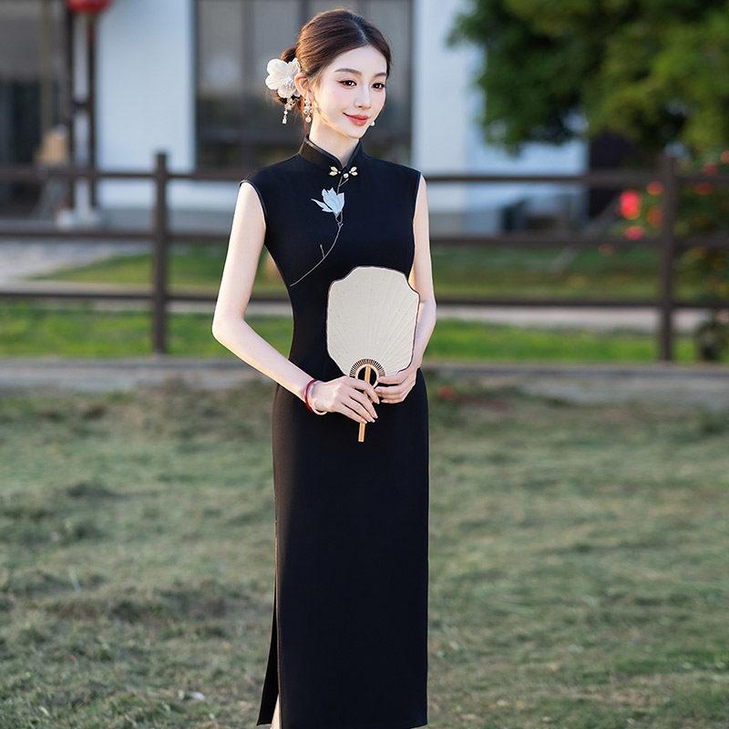 Embroidery black sleeveless national style new Chinese style Suzhou long cheongsam improved young 1011 new women's high sense