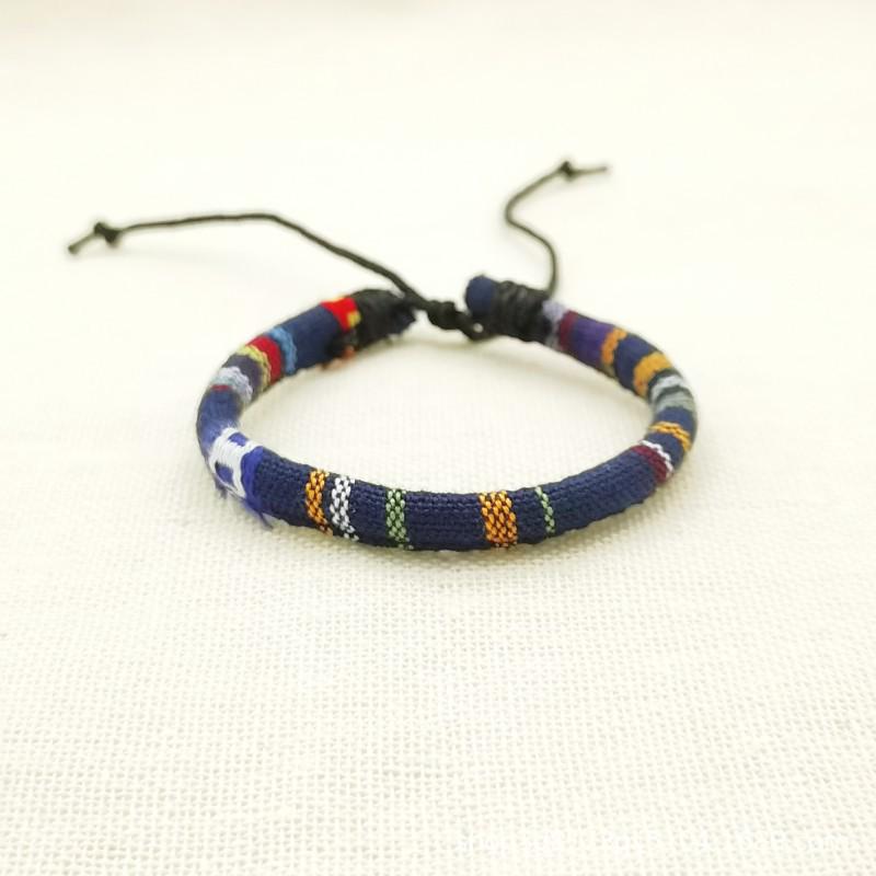 Colorful Bohemian Ethnic Hand-Woven Bracelet: Versatile Surfer Style for Teenagers