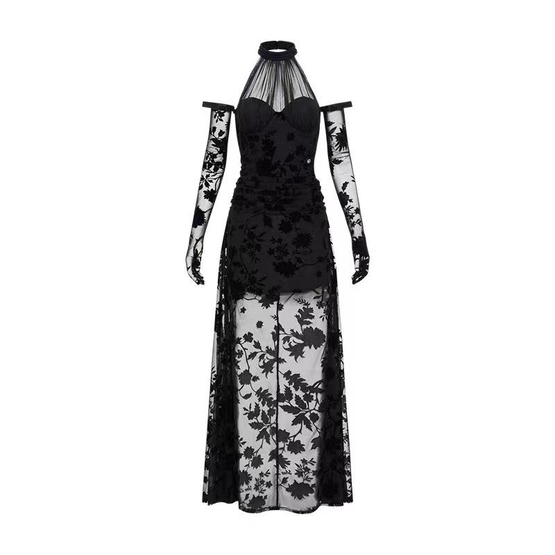 2026 Elegant Floral Halter Maxi Dress with Lace and Mesh Details Large чёрный/цветочный