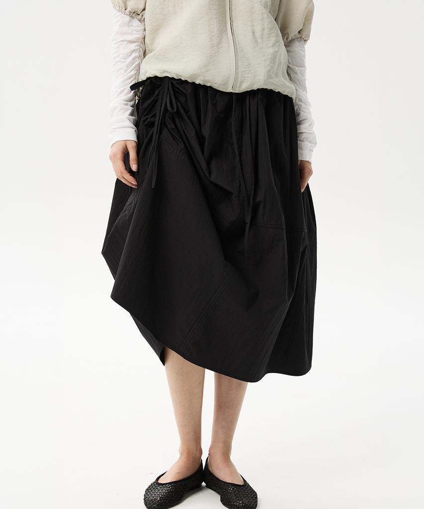 MIDNLOW Unbalanced String Flare Skirt (Black)