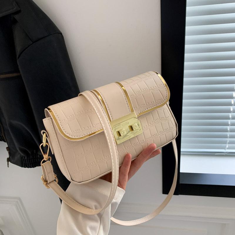 This Year's Popular Messenger Bag 2024 Summer New Bag Women's Fashion Trend Shoulder Bag Casual Simple Small Square Bag