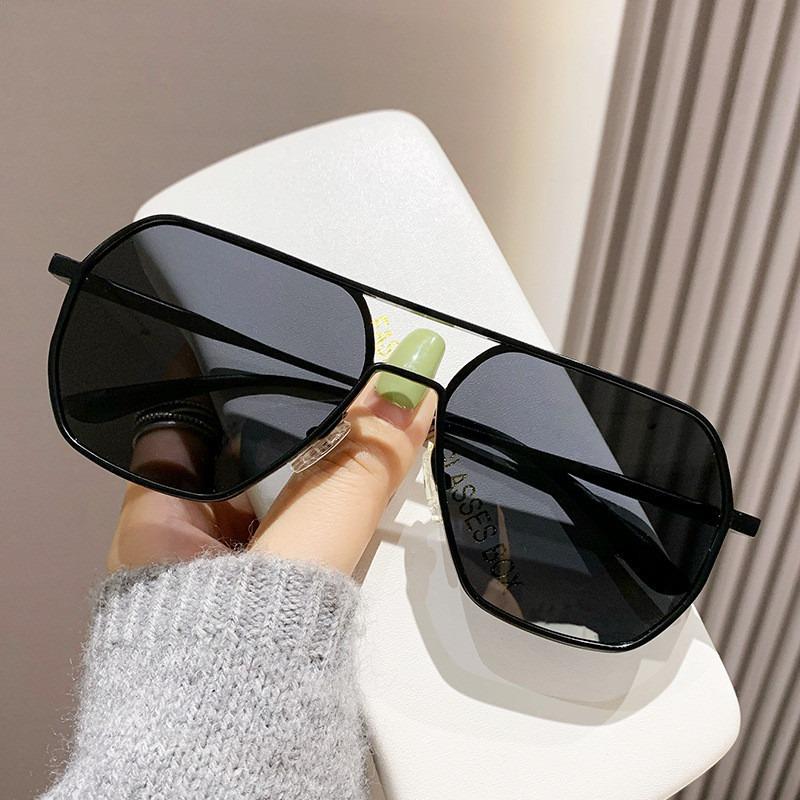 Color-changing Shades For Men UV-resistant Men's Pochromic Polarized Sunglasses Day And Night Outdoor Glasses Aviator Style