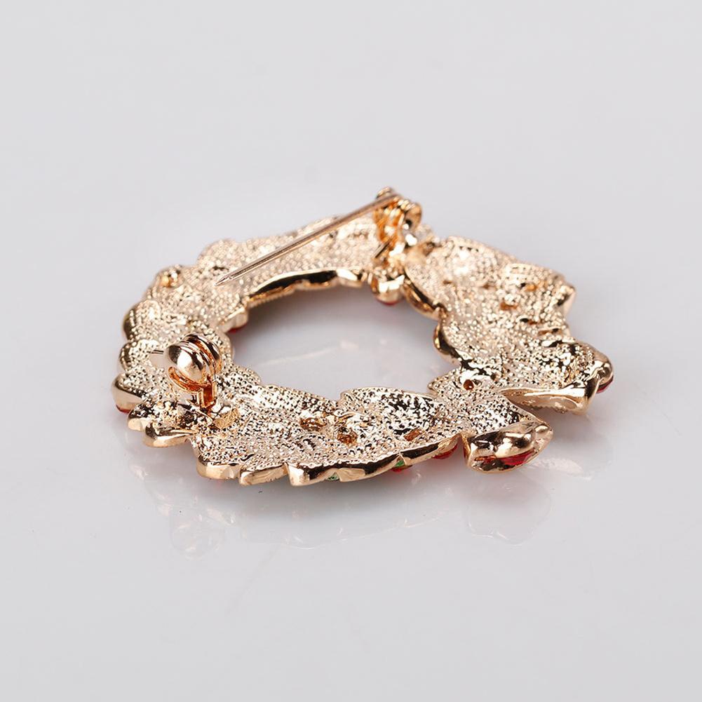 Women Fashion Garland Design Delicate Christmas Style Brooch Perfect Wear Decoration