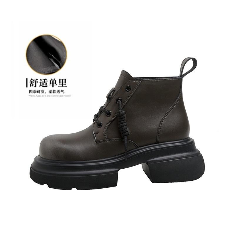 Nouvelles bottes Martin automne et hiver pour femmes en cuir style britannique rétro rue branchée bottines à semelles épaisses