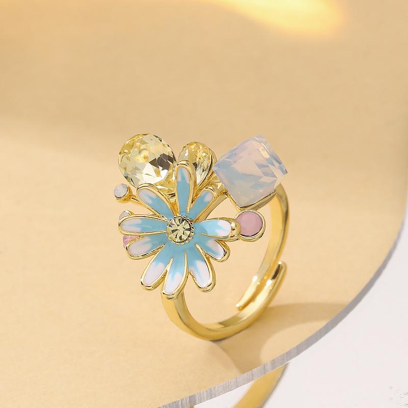 Stylish Sweet Small Fresh Enamel Oil Drip Diamond Small Daisy Adjustable Opening Ring Niche High-end Jewelry