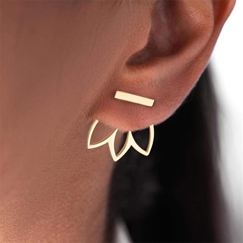 

Metal Pendant Earrings Designed for Women To Wear in Both Directions Fashionable and Good-looking, Suitable for Outdoor Matching