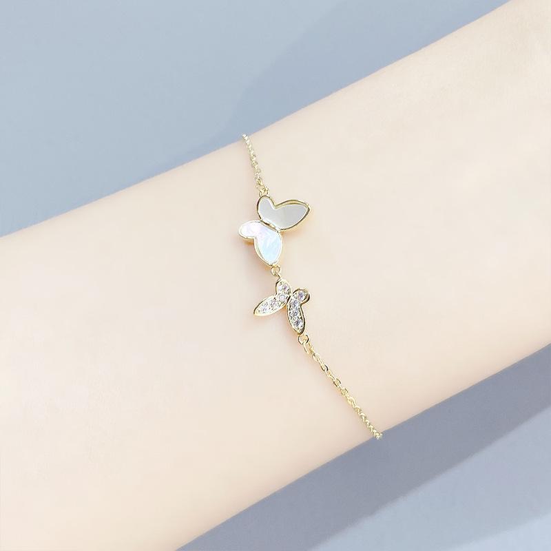 Bracciale Guscio di Conchiglia e Farfalla Dongdaemun Coreano - Gioielli Placcati Oro Vero da Donna, Perfetto per Coppie o Regali per Migliori Amici
