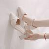 Sandálias Elegantes Femininas Bege Bico Fino Tiras Finas Fivela Cruzada Salto Médio Sapatos Diários para o Escritório