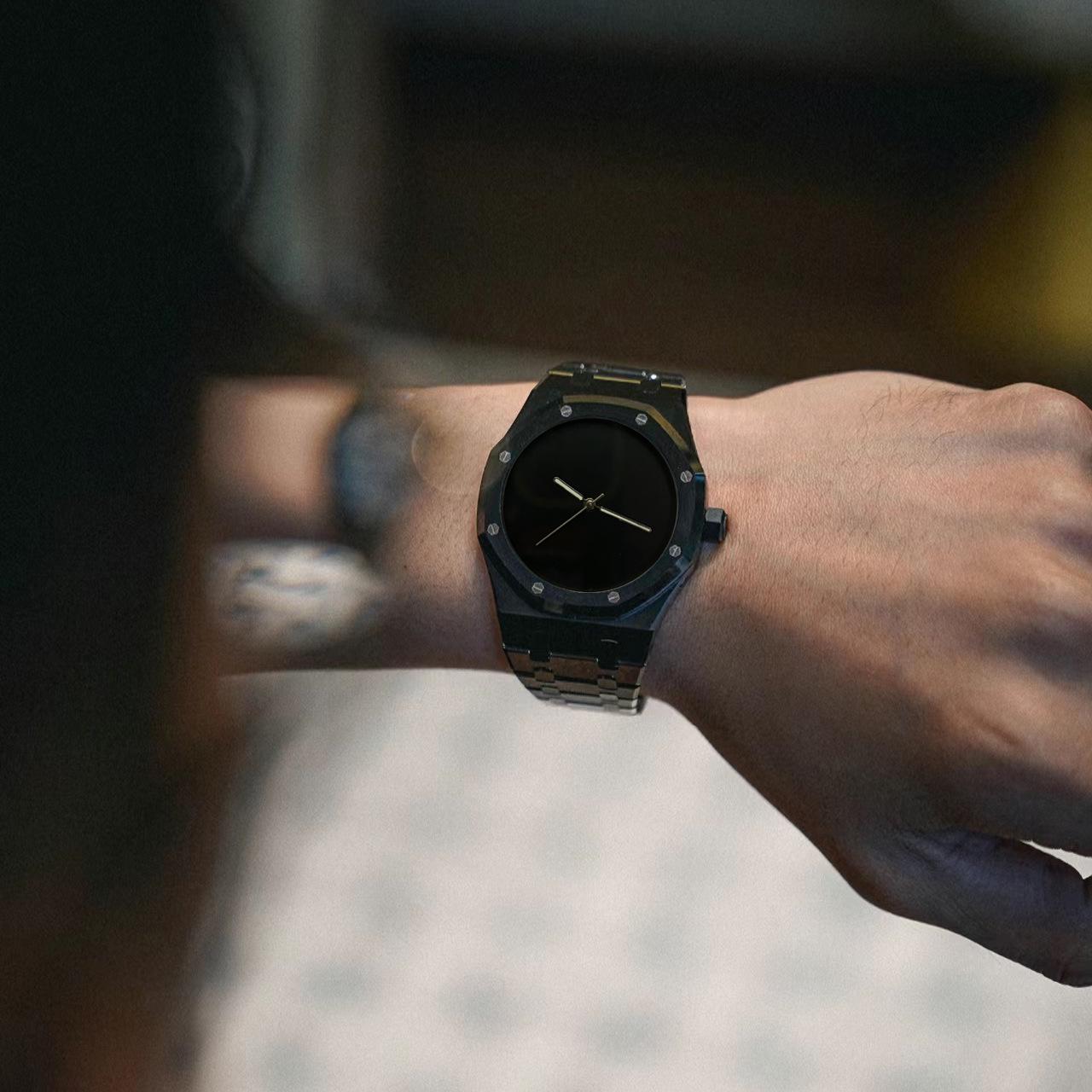 

Мужские оригинальные светящиеся кварцевые спортивные часы - Водонепроницаемые и модные