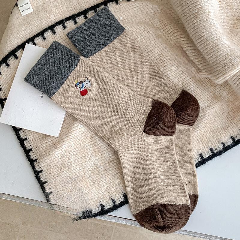 Children's Wool Socks for Autumn and Winter, Thick and Warm Cotton Socks, Cute Apple and Dog Cartoon Embroidered Cashmere Puff Socks
