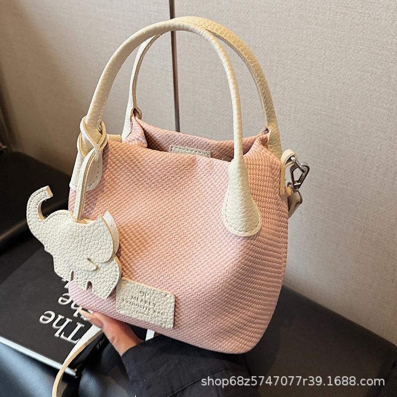 Korean version ins trendy fashion bucket bag women's 2025 spring simple and versatile shoulder bag high-end casual women's bag