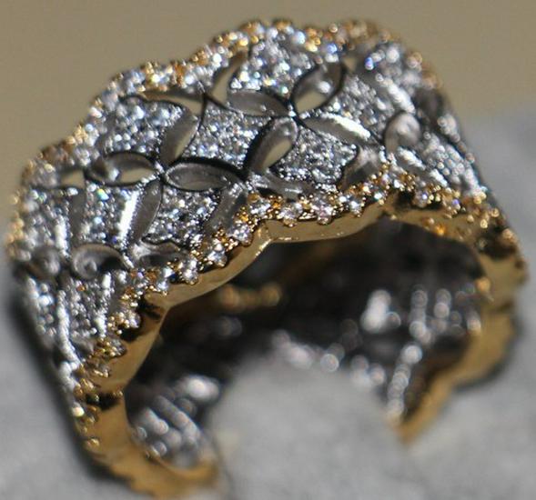 

Изысканно выполненное кольцо в виде звезды с инкрустированным цирконом - Модное украшение Size 7