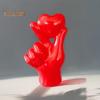 Liebe Herz Geste Figurine Hält Herz Hand Harz Statue Skulptur Hause Büro Hochzeit Party Desktop Dekoration Ornament