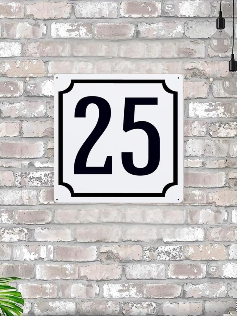 Classic Metal House Number 7 Sign 20x20 cm for Outdoor Door Plaque