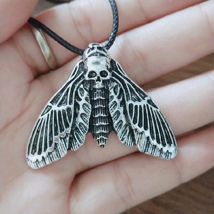 Lightweight Alloy Skull Moth for Head Necklace Pendant with Cord Jewelry Decorat
