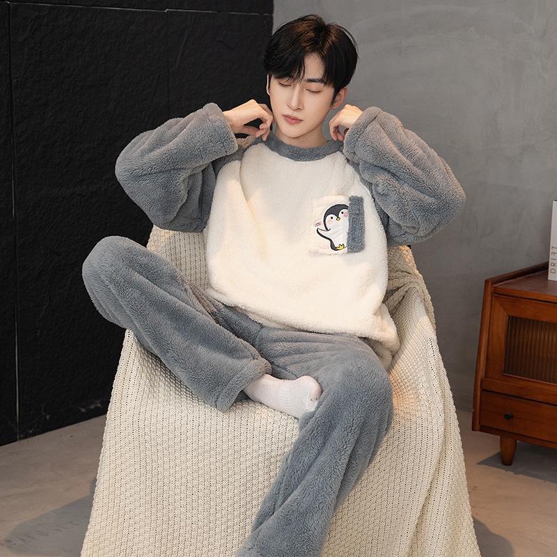 Pánská pyžamová souprava s dlouhým rukávem z korálového fleecu - Hřejivá, silná, žakárový design, vhodná pro domácí nebo venkovní nošení na podzim a v zimě.