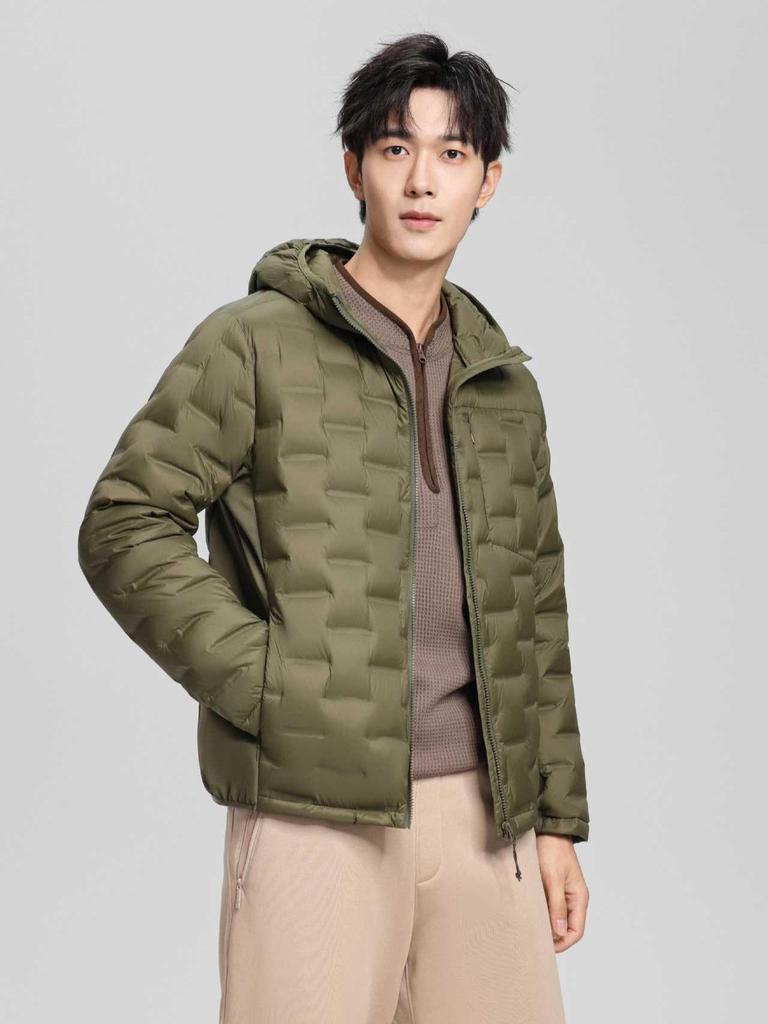 2025 Men's Lightweight Hooded Down Jacket: 90% White Duck Down, Portable & Versatile for Winter