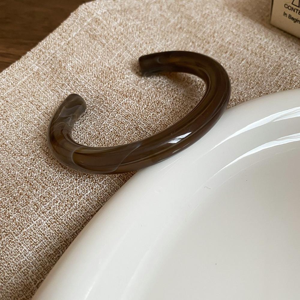 

Европейско-американский стиль Открывающийся браслет Богемный Ретро Кольцо на руку Простой смоляной браслет Девушки серый