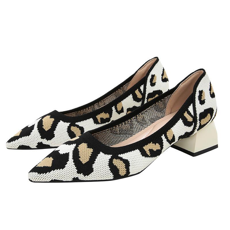 

Knitted breathable fashion color matching versatile women s shoes comfortable versatile fashion 40