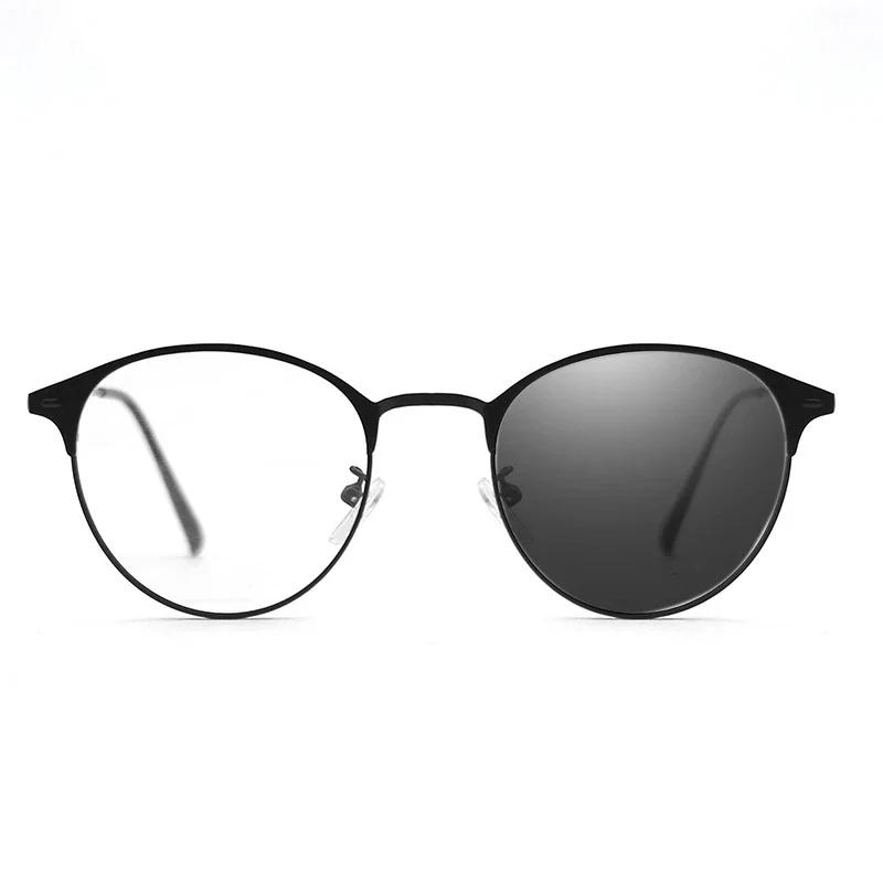 Photochromic Polarized Sunglasses Classic Anti Blue Light Blocking Sun Glasses for Men and Women Change Color Driving Eyewear