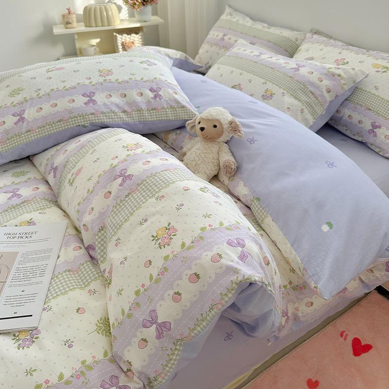 Bedding Four-piece Set Printed Skin-friendly Water Wash Sheets Quilt Cover Pillowcase Set