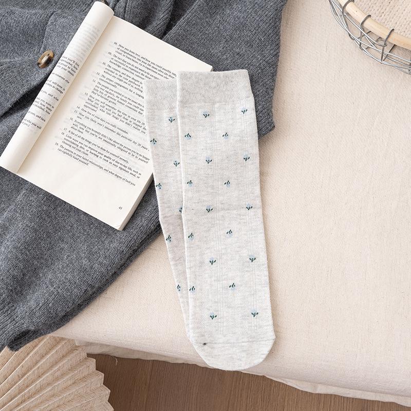 

Женские хлопковые носки до середины икры с цветочным принтом - Удобный японский осенне-зимний стиль With Label Hangable белый