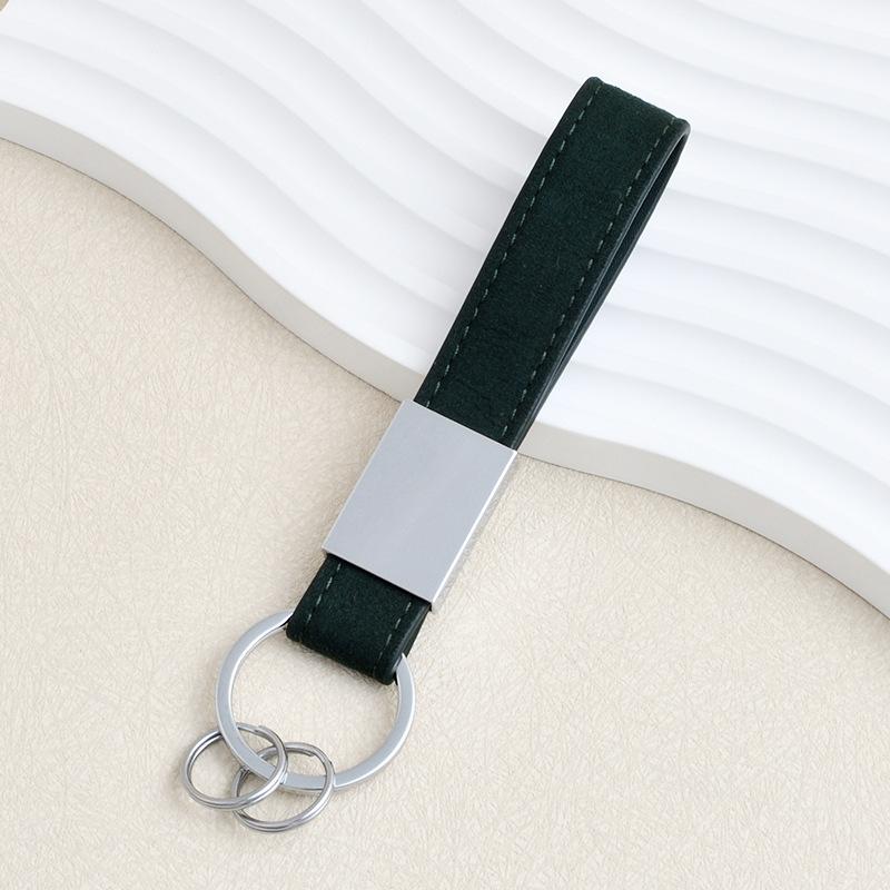 Light luxury high-end fur car keychain personalized couple keychain pendant + leather lanyard laser LOGO
