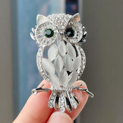 Broche Corsage Coruja Coruja Desenho Animado Personalidade Moda Bicolor Ouro e Prata