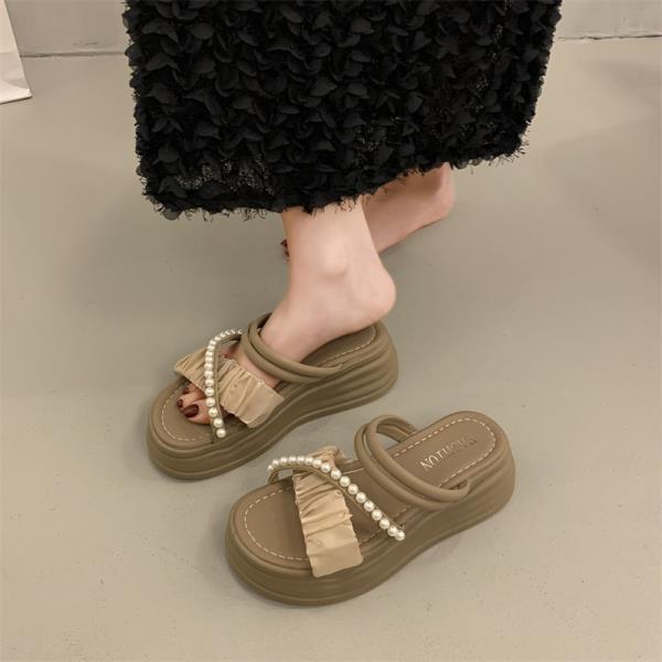Fashion Rubber Slippers Female Shoes Platform Slides String Bead 2025 Scandals House Slippers Platform Shoes Slipers Women Slides String