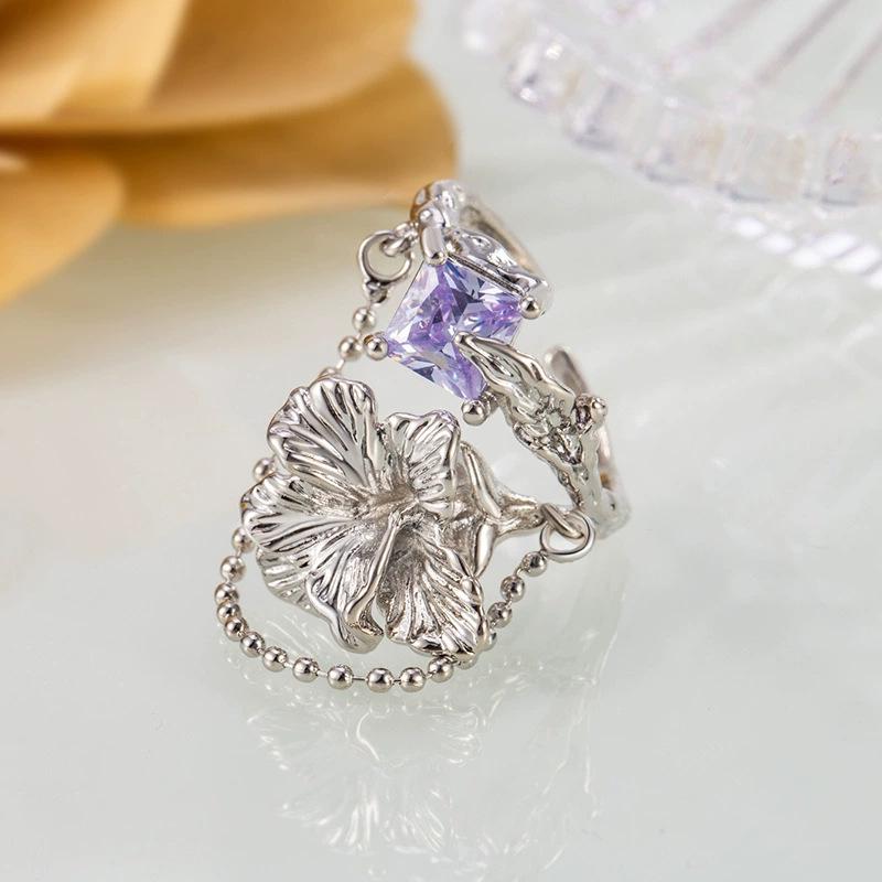 2024 Изысканное Высококлассное Розовое Кольцо-Мизинец с Ирисом: Элегантный ретро-дизайн в китайском стиле для женщин.