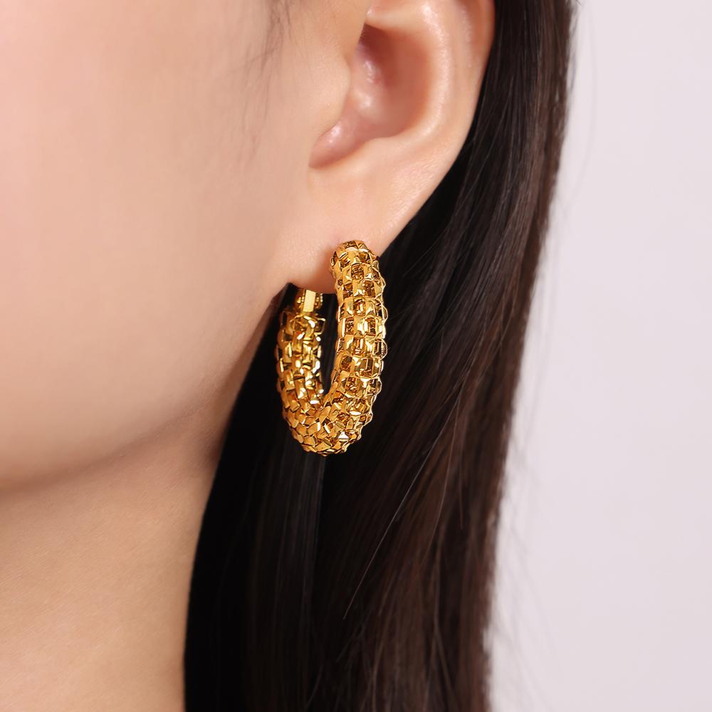Anti Allergic Waterproof Charm Daily Jewelry Gift Popular C-Shape Hollow Stainless Steel Earrings for Women