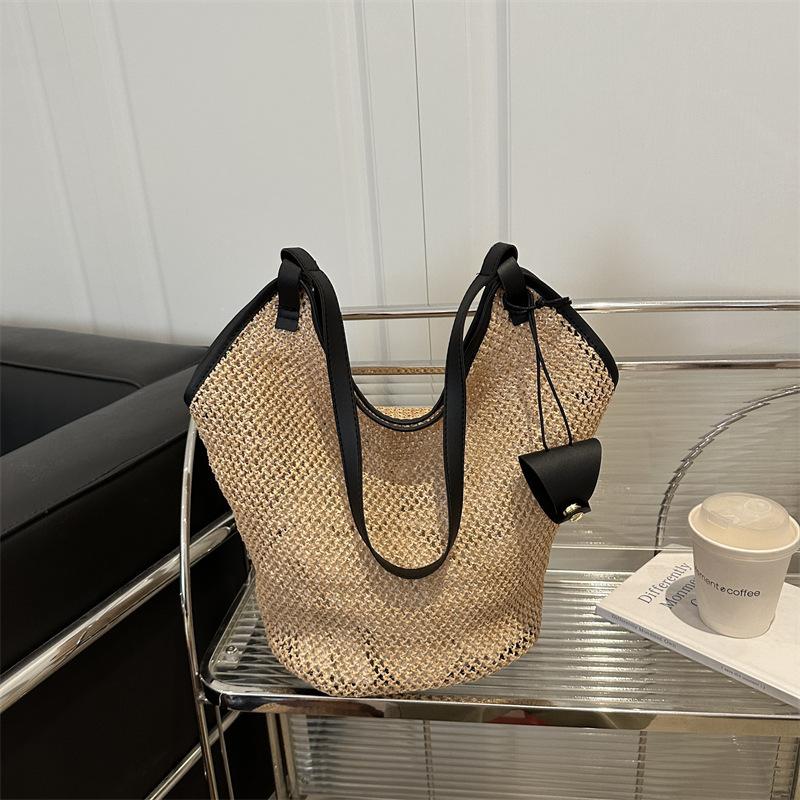 Beach Vacation Large Capacity Straw Bag Lightweight Ins Handbag Bags Korean Summer Shoulder Tote Bag