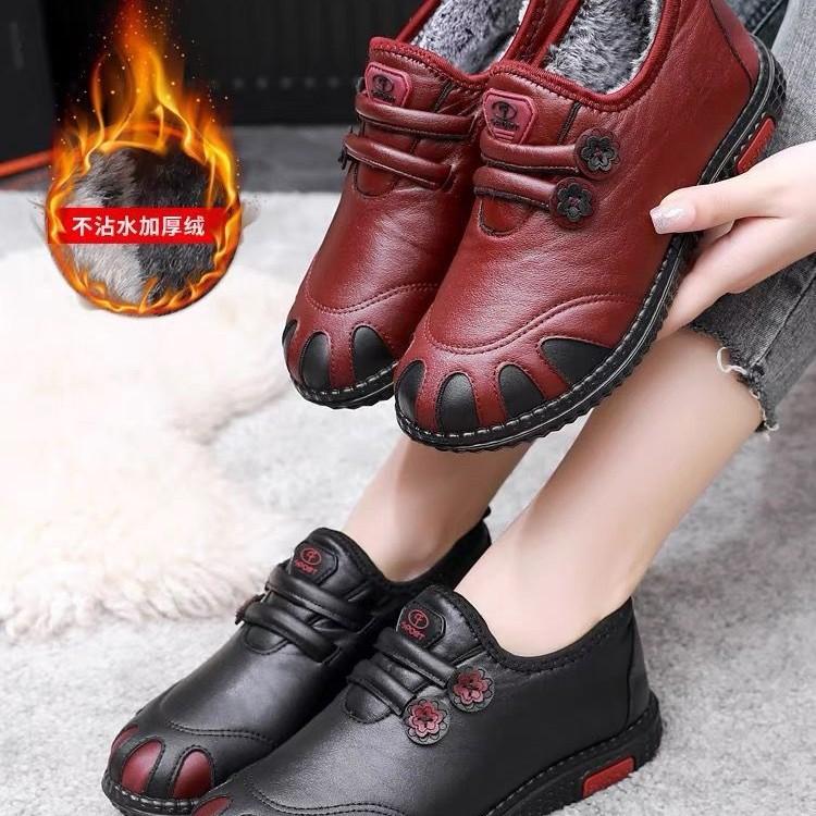 Old Beijing Cloth Shoes Mother Shoes Elderly Winter Cotton Shoes Grandma Non-slip Warm Old Lady Velvet Middle-aged and Elderly Women's Shoes