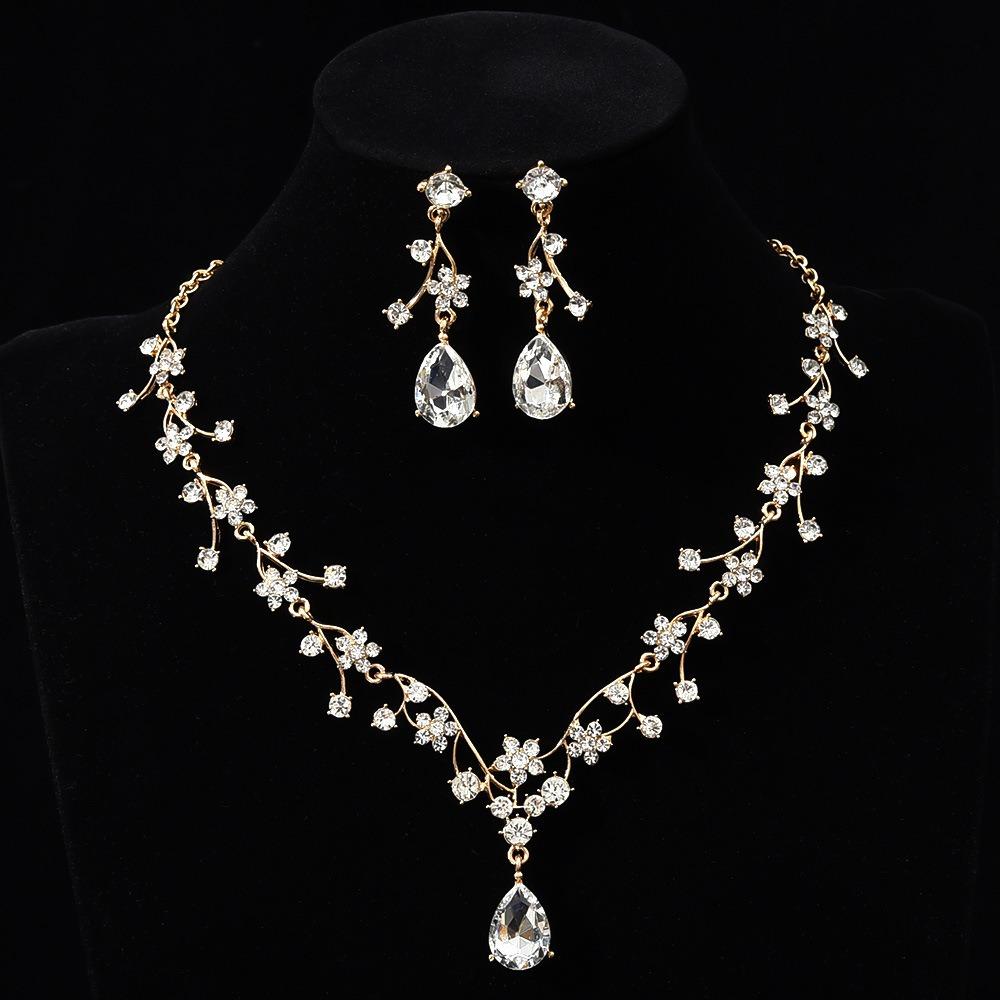 Golden Exquisite Jewelry Sets Shiny Choker Necklace Earring Set  Jewelry Gifts