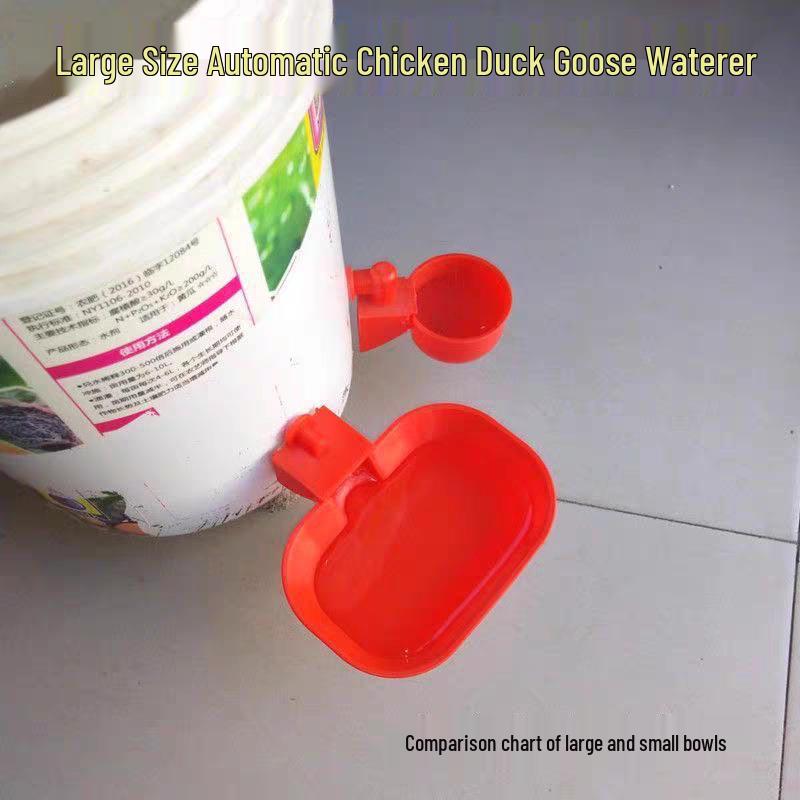 Große rote automatische Hühner-Enten-Gänse-Wassernapf-Futterautomat