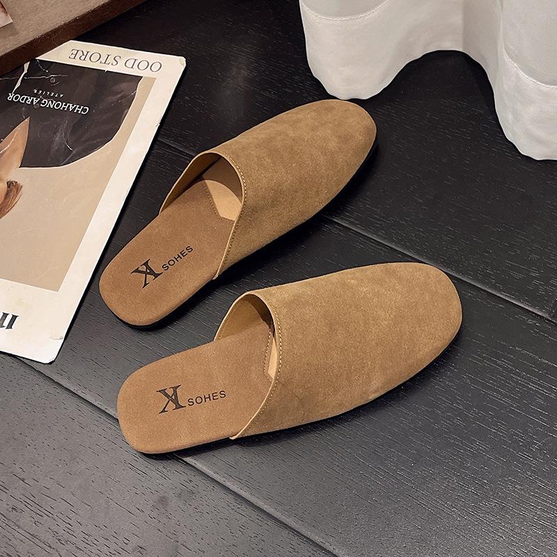 

Модная женская весна 2025 из мягкой кожи и на мягкой подошве, уродливые новые модели, носят сумку-педаль на голове и полушлепанцы, тренд 40 хаки