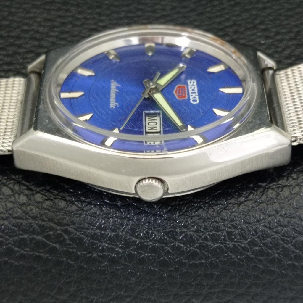 VINTAGE SEIKO 5 AUTOMATIC JAPAN 6319A MENS BLUE COLOR DIAL WATCH A701283-5