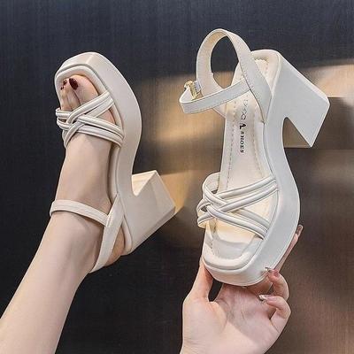 Blockabsatz Römische Sandalen Damen 2024 neue Sommermode lässige Damenschuhe wasserdicht Plateauabsatz High Heels