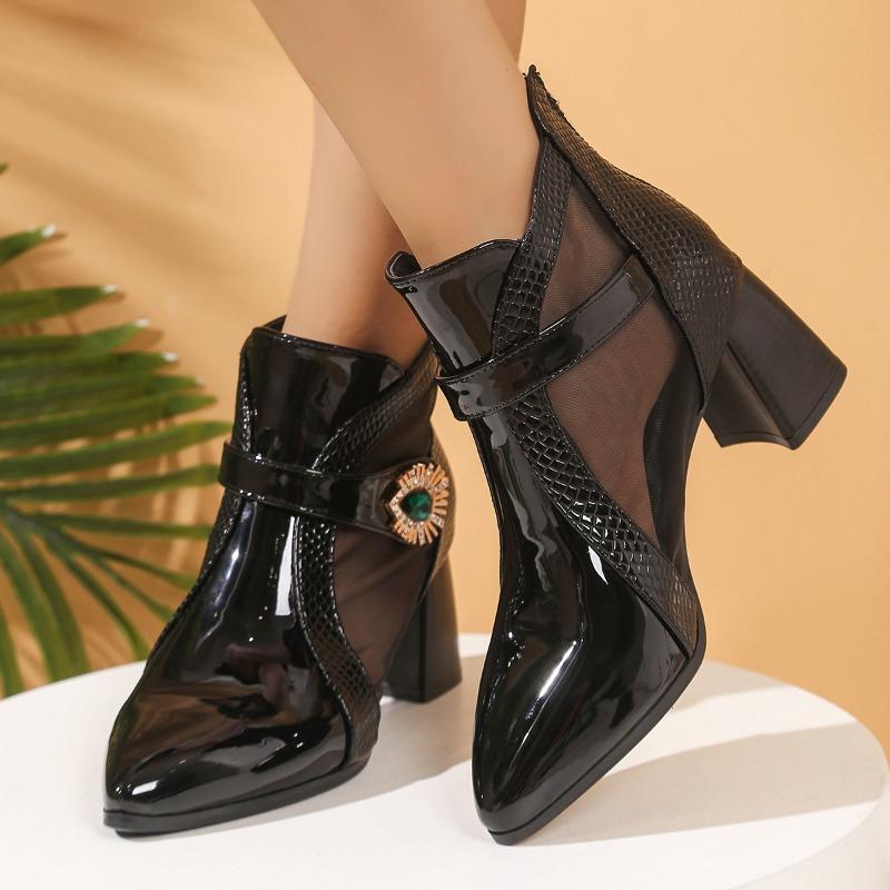 Spring And Summer New Mesh Boots Women'S Cutout Mesh Yarn New Rhinestone Soft Leather Pointed Toe Plus Size Sandals