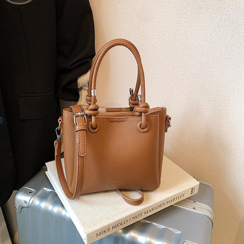 Retro niche handbag bag women's new trendy simple casual shoulder bucket bag versatile messenger bag
