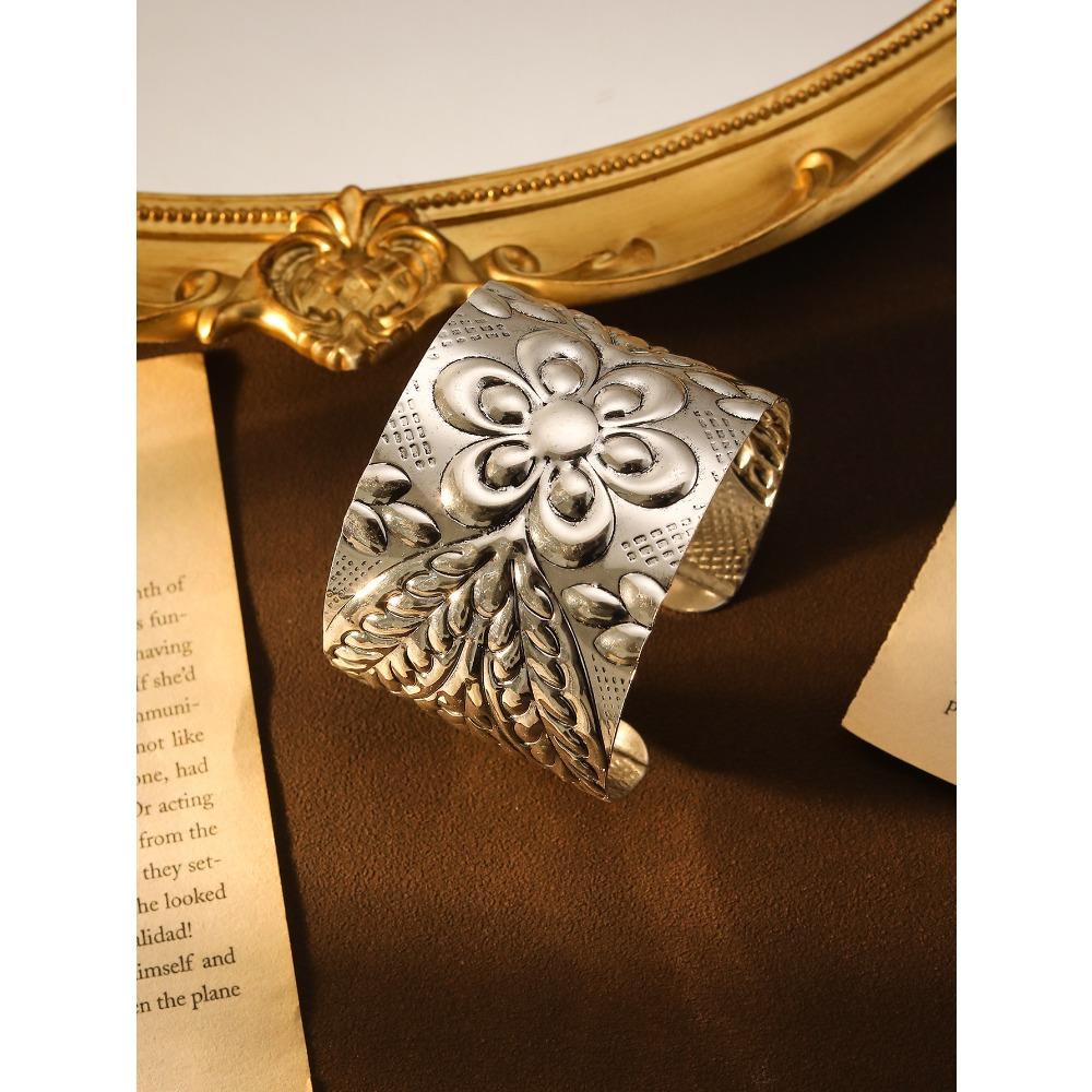 Bohemian Ethnic Style Tibetan Bracelet, High-end Ancient Silver Open Bracelet, Personalized Trendy Cool Arm Ring Jewelry.