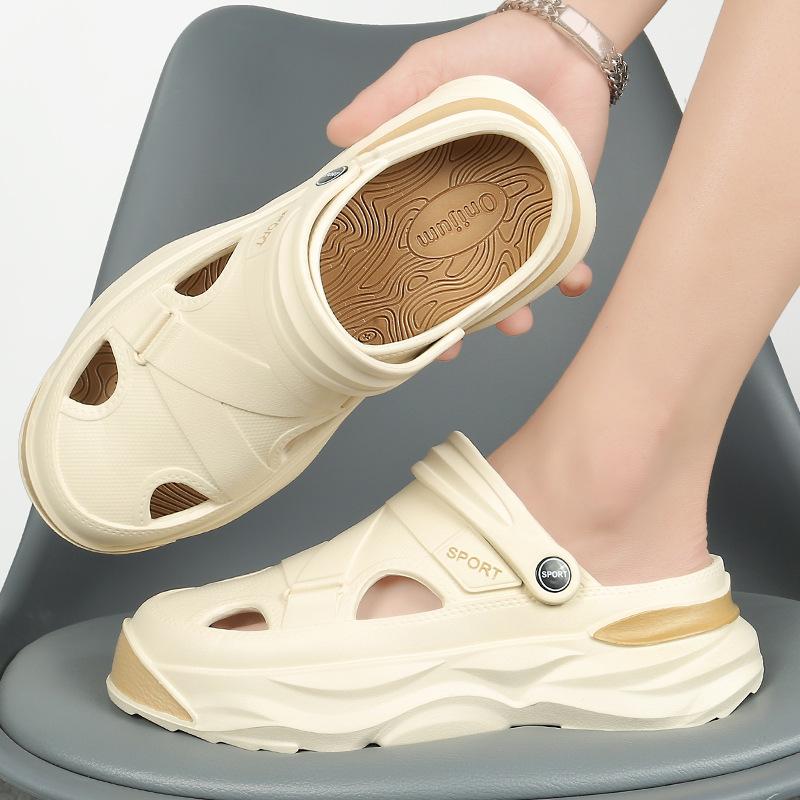 Summer New Hole Shoes Trendy Versatile Bag Head Wear Fashion Sandals Travel Seaside Thailand Beach Cool Slippers