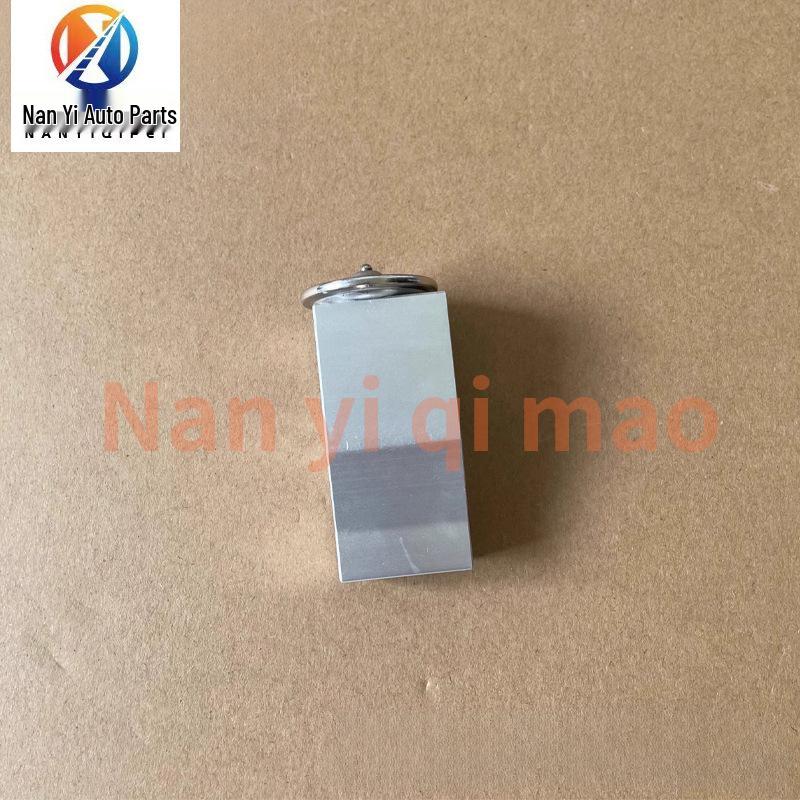 Scania Truck Concrete Pump AC Expansion Valve Accessories (2301596)