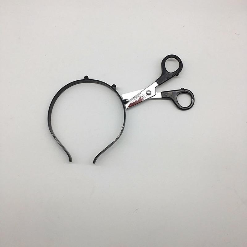 

1 Pcs Halloween Funny Scary Toys Halloween Perform Props Plastic Ax Saw Nail Knife Headwear Blood Scene Party Favors