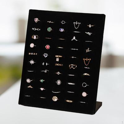 Creación de joyas – Estuches y exhibidores para joyería