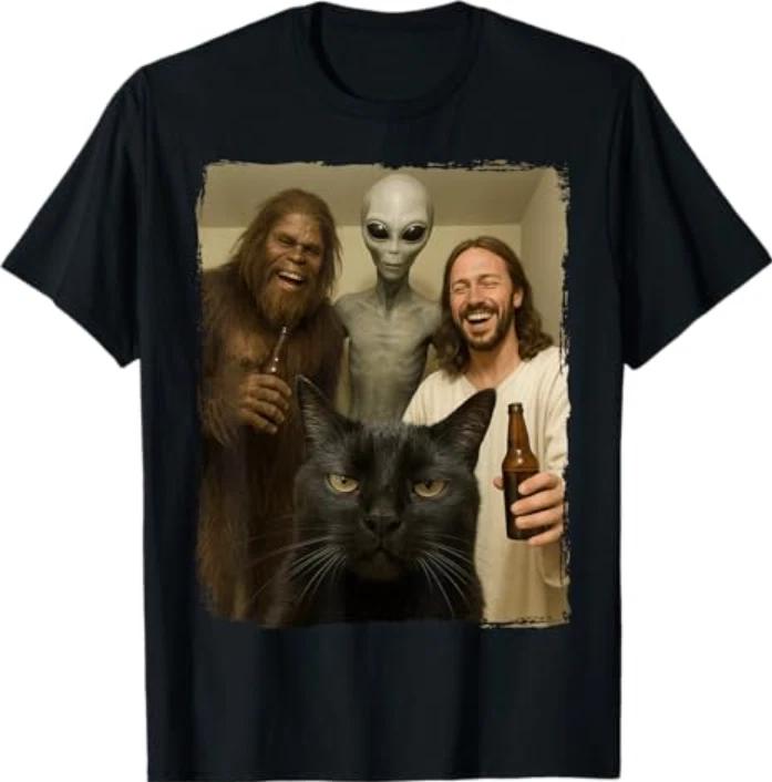 Cat Selfie Bigfoot Jesus Alien T-Shirt S