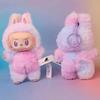 Peněženky na mince a klíčenky / Klíčenky Anime Figurka Labubu Vinylový Přívěsek Panenka Model Hračka Roztomilá Příšerka Klíčenka Hračky Narozeninové Dárky