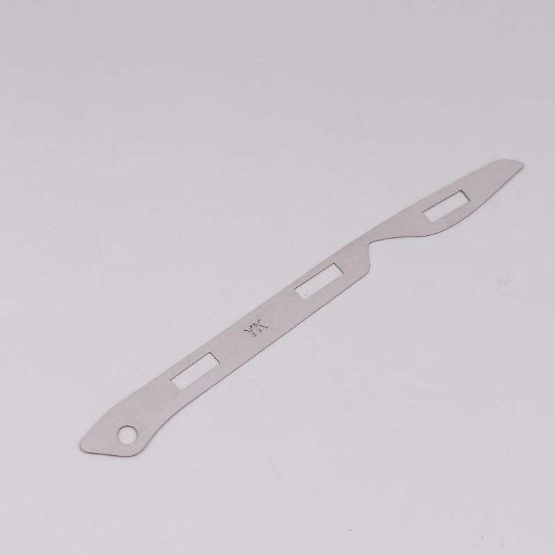 2Pcs Front Bumper Repair Metal Plate Buckle Broken Opening Rotten Buckle Repairer Bracket For Jade 2013-2020