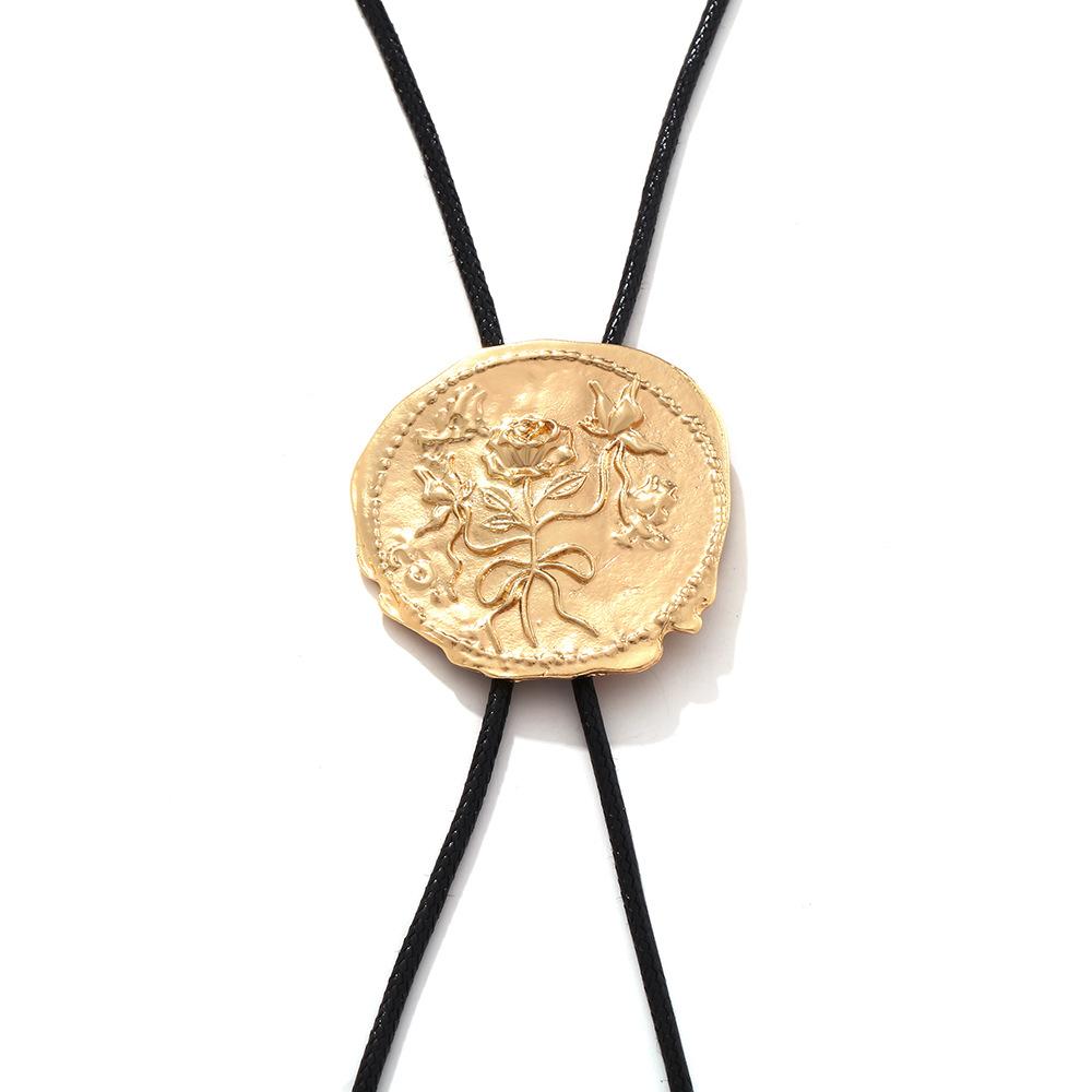 Vintage Irregular Metal Rose Round Label Adjustable Rope Chain Western Cowboy Style Necklace Women Personalized Jewelry